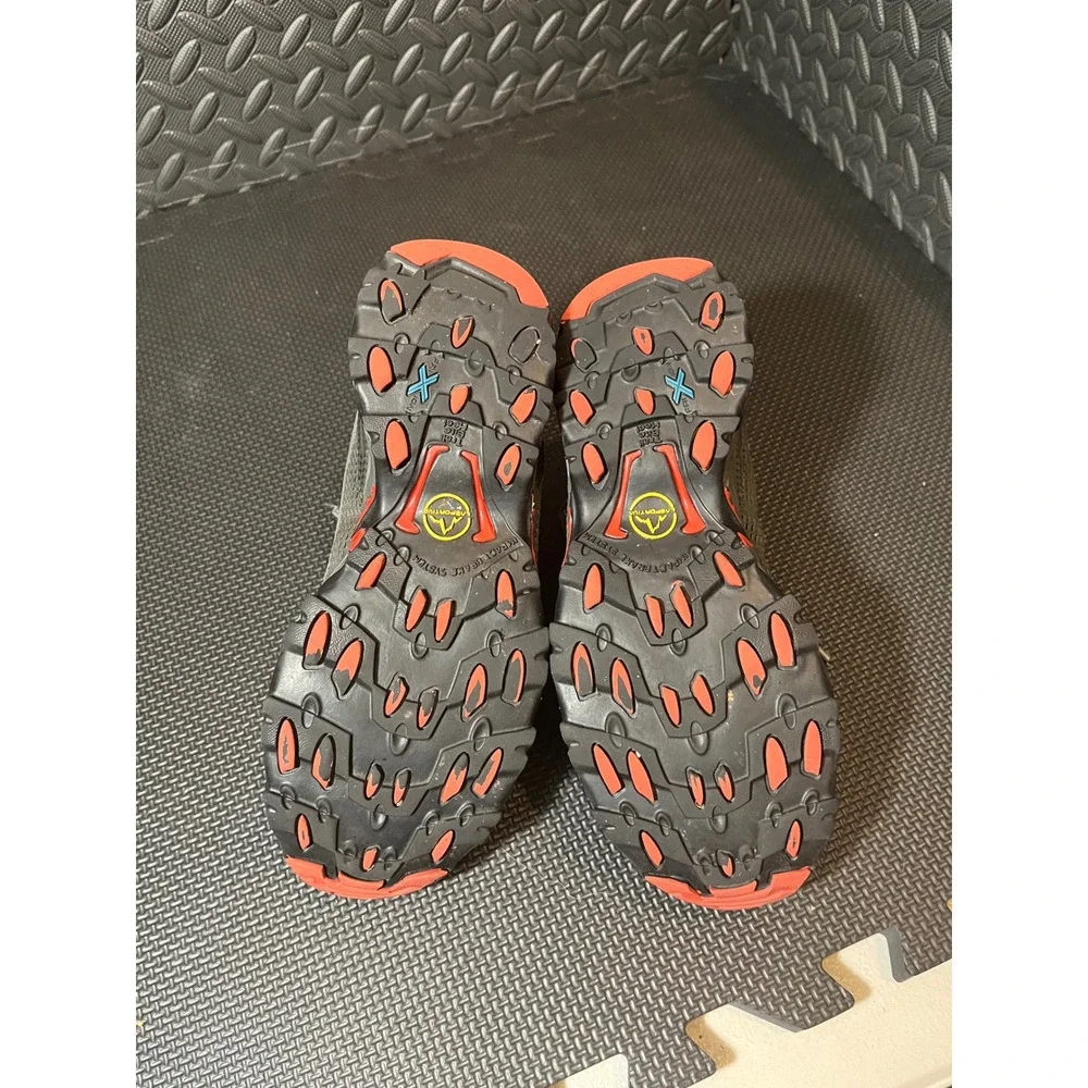 La Sportiva Wildcat Trail Running Shoes Womens 7.5 Grey Red Mesh Hiking Sneaker